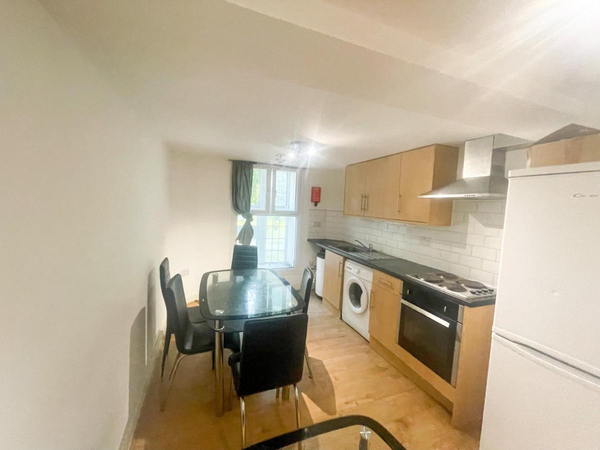 96 Uxbridge Road Apartments 伦敦 外观 照片